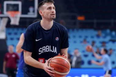 VRAĆA SE ALEKSA AVRAMOVIĆ!