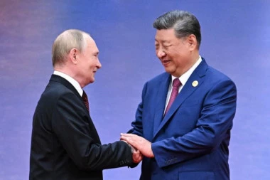 UKLONJEN SKANDALOZAN SNIMAK! Putin i Si nisu ni znali da su snimani dok pričaju o OVOME! Svet bruji o šokantnom minutu razgovora (VIDEO)