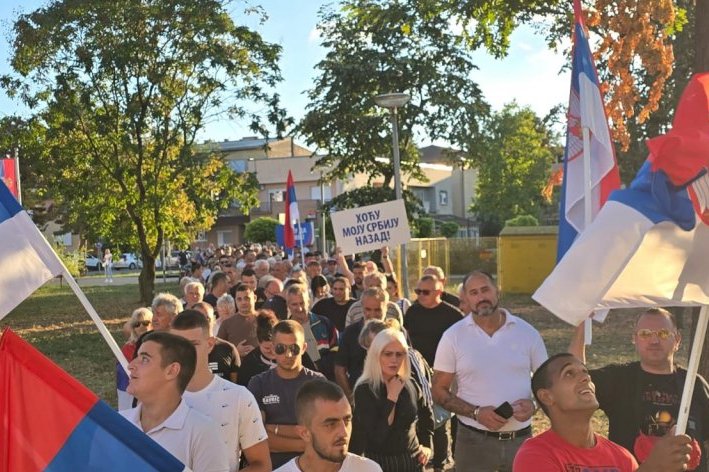 Slike koje su obišle Srbiju