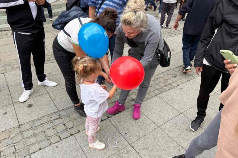 Slike koje su obišle Srbiju