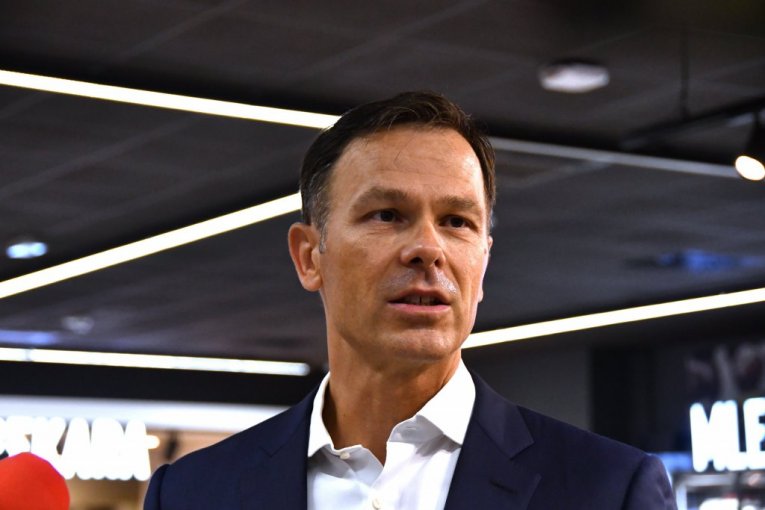 OD 1. DECEMBRA DVOCIFRENO POVEĆANJE PENZIJA! Mali o ekonomskim merama i Vučiću u Kini: Vodimo suverenu i slobodarsku politiku