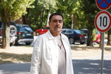 ČEKA SE KARLEUŠIN ODGOVOR! Keba nikad brutalnije udario na "Pinkove zvezde"