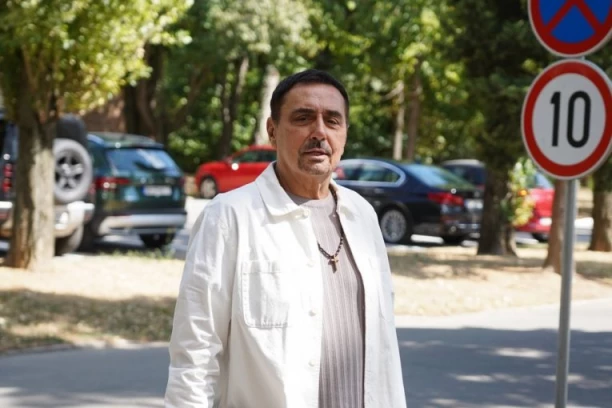 ČEKA SE KARLEUŠIN ODGOVOR! Keba nikad brutalnije udario na "Pinkove zvezde"