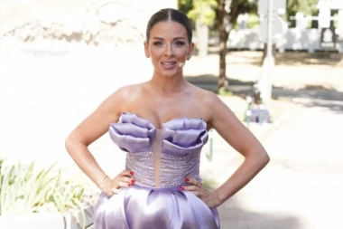 ŠOK - I SANJA KUŽET PRELAZI U "PINKOVE ZVEZDE"?! Ana Sević progovorila o koleginici koju je ZAMENILA! (VIDEO)