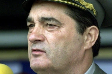NI HAG NI NATO NISU SLOMILI SRPSKOG GENERALA! Robijao zbog "komandne odgovornosti" jer nije hteo lažno da optuži svoju državu i vojsku!