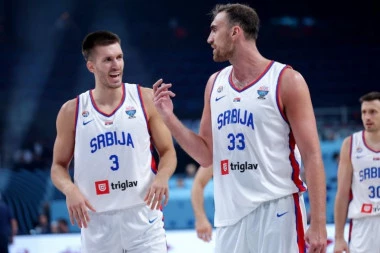 NIKOLA MILUTINOV ŽUSTRO O NAREDNOM PROTIVNIKU: Dotakao se Karija Pešića, pa progovorio i o postavi sa Jokićem!