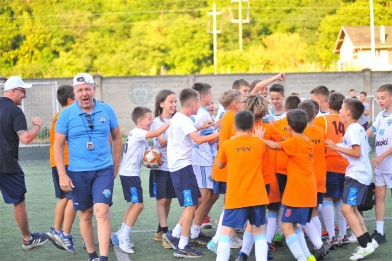 SPORTISSIMO I FAIR PLAY LIGA: Zajedno za dobrobit dece, budućih fudbalera Srbije!