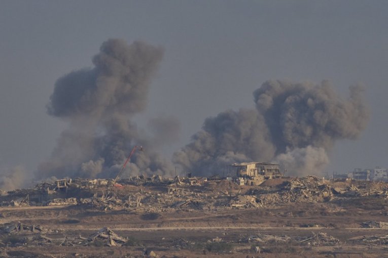 IRANIANS BOMBARD ISRAEL AND US BASES WITH MISSILES: Smoke billows over Tel Aviv airport, EXPLOSIONS GALORE (VIDEO)