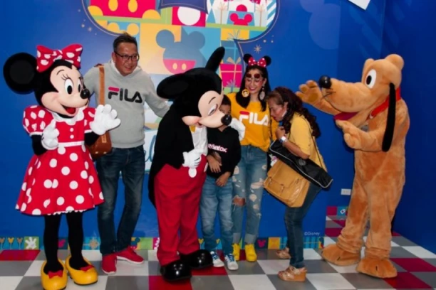 KOMPANIJA "DIZNI" PLAĆA 10 MILIONA DOLARA ZBOG SKANDALA SA DECOM! Prekršili Zakon o zaštiti privatnosti na internetu