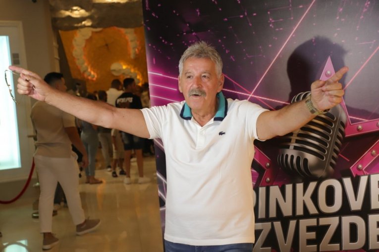 Bosanac, Pinkove zvezde