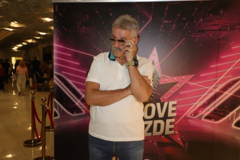 Bosanac, Pinkove zvezde