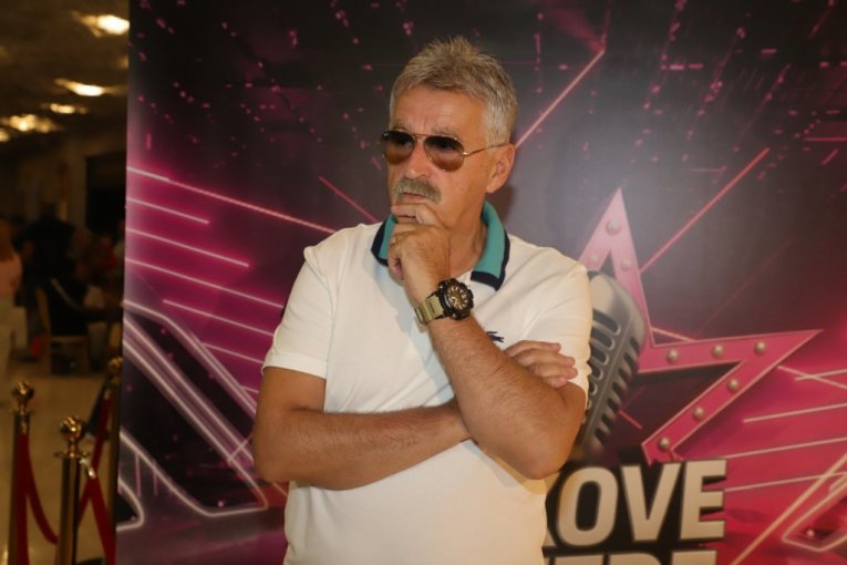 Bosanac, Pinkove zvezde