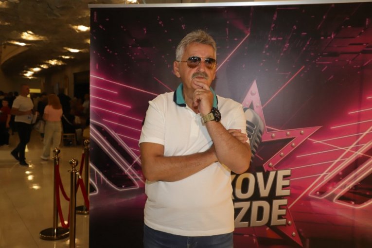 Bosanac, Pinkove zvezde