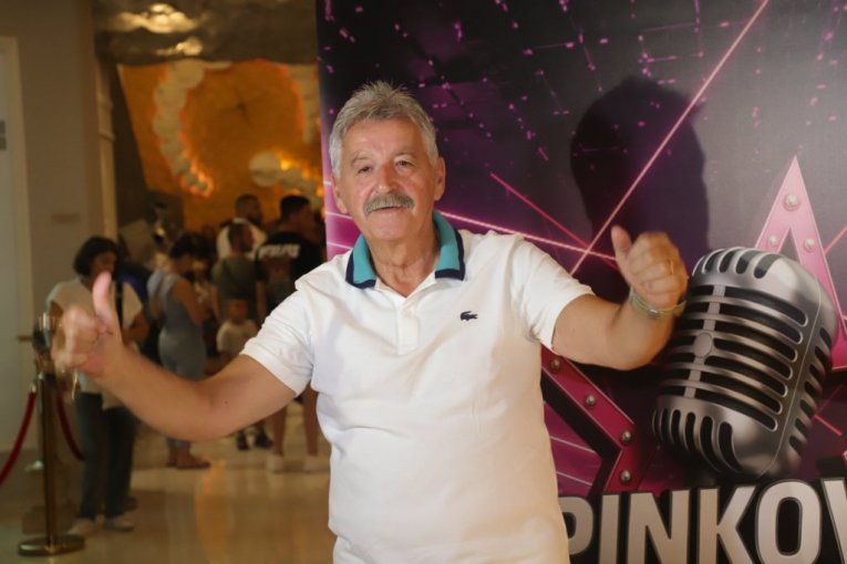 Bosanac, Pinkove zvezde