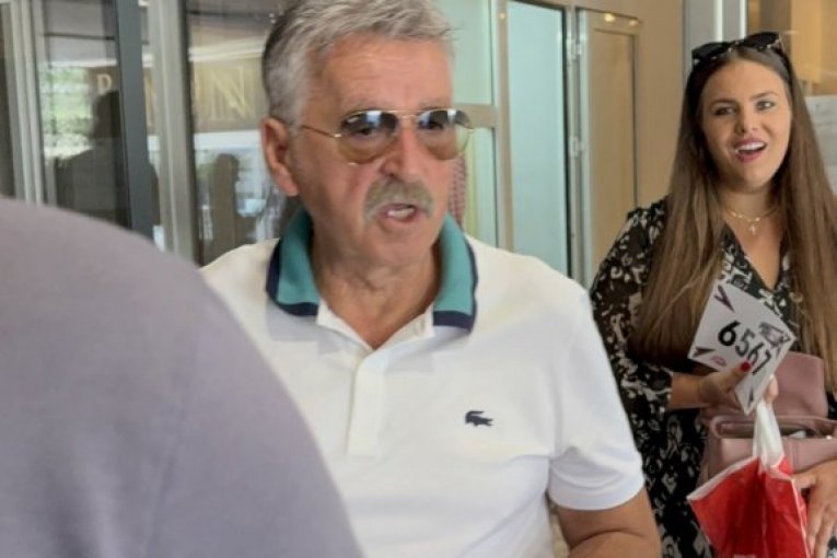 Bosanac, Pinkove zvezde