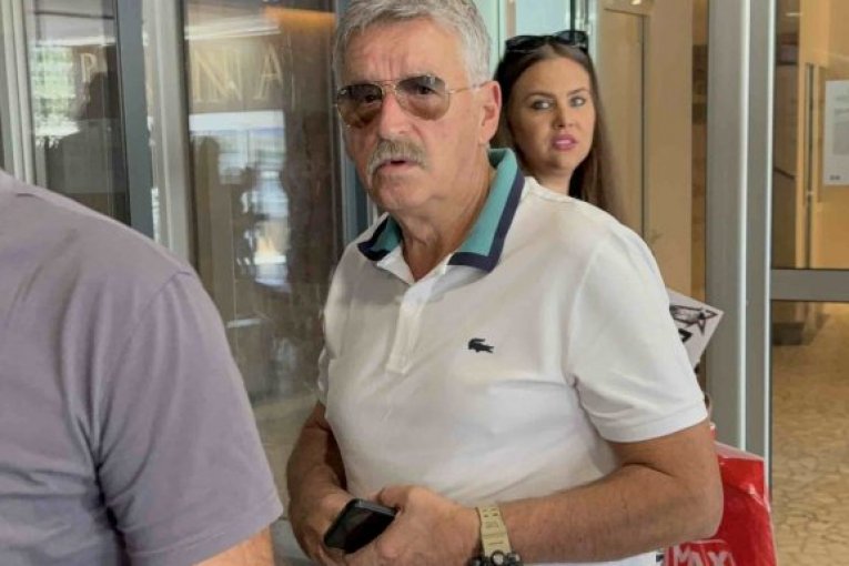 Bosanac, Pinkove zvezde