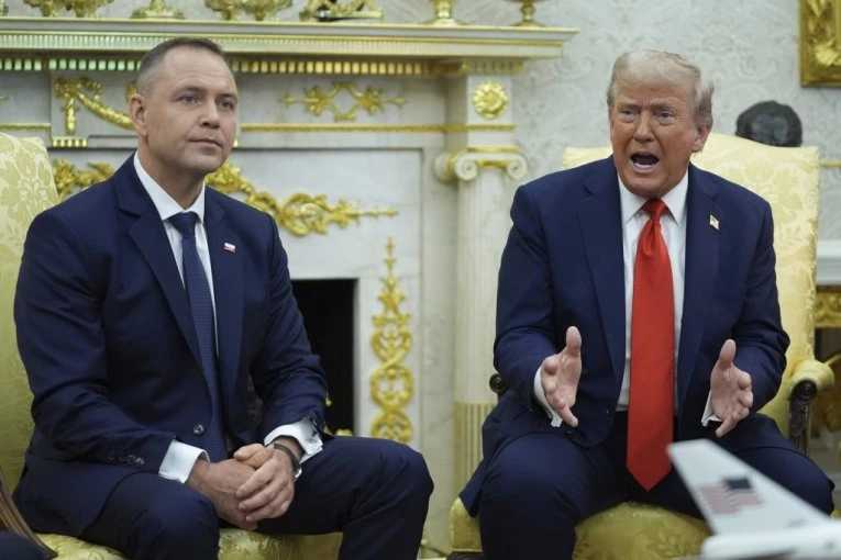 TRAMP ŠALJE VOJSKU U POLJSKU?! Navrocki traži garancije o bezbednosnoj podršci! (FOTO)