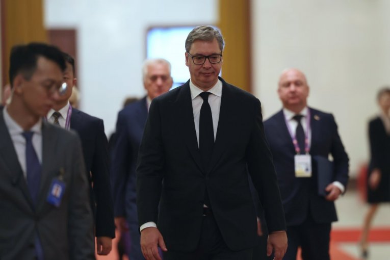 "DA IH PUSTITE DA POKRADU 300.000, 400.000, 500.000 GLASOVA, NE IDE!" Vučić o izborima: Ne vidim način na koji bi opozicija mogla da pobedi