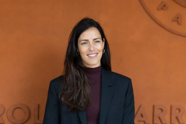 ANA IVANOVIĆ OBJAVILA FOTOGRAFIJU IZ KREVETA!