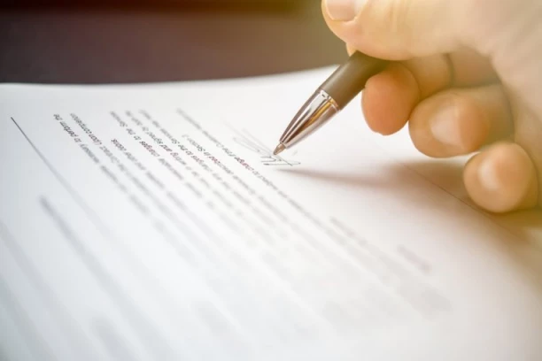 ZARADA PO DANU I DO 100 EVRA: Ovo su najplaćeniji poslovi koje možete da radite kad vama odgovara!