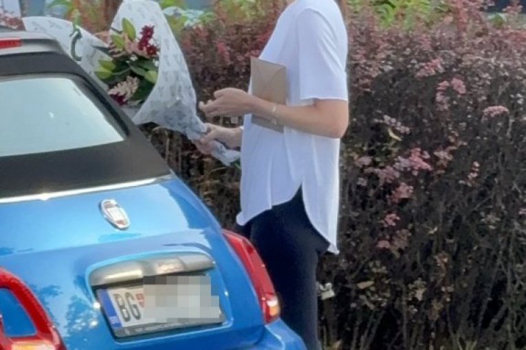 Milena Radulović u gradu