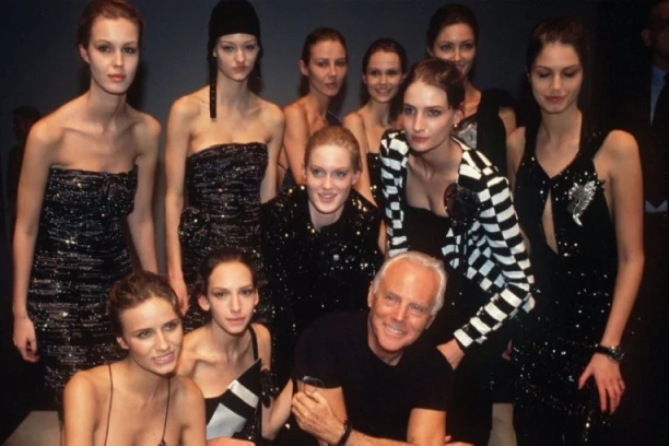 POSLEDNJE DANE ARMANI JE PROVEO SA 18 GODINA MLAĐIM PARTNEROM: Leo je luksuznim poklonom osvojio modnog maga (FOTO)