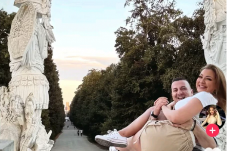 Sandra i njen novi dečko