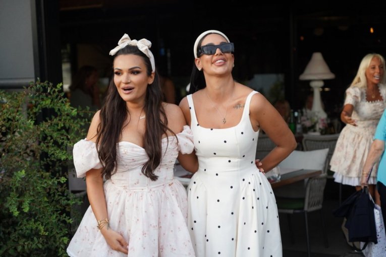 Tamara i Katarina Grujić