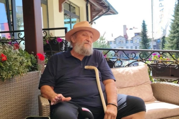 SAZNAJEMO! KUVA SE NEŠTO NOVO U REŽIJI PETRA BOŽOVIĆA! Glumac najavio seriju koja će sve oduševiti!