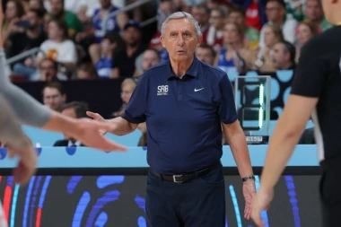 SLEDEĆI PUT MALO PRISTOJNIJE... AKO GA BUDE