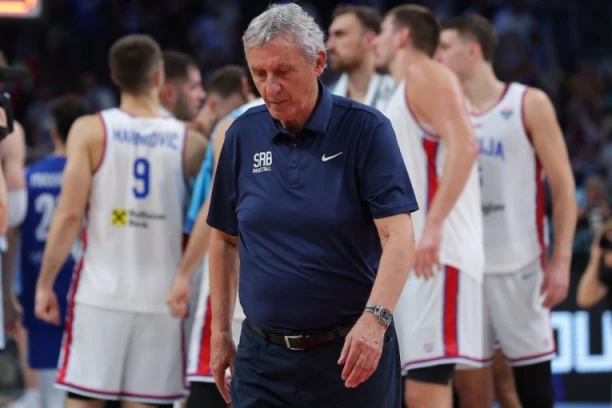 PEŠIĆ OTKRIO DA LI ĆE DATI OSTAVKU NAKON NEUSPEHA NA EVROBASKETU! (VIDEO)