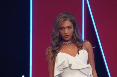 ŠTA SE DESILO SA SOFI TKAČENKO? Fanovi slomljeni od tuge, OVO SE DOGODILO NAKON RIJALITIJA! (FOTO)