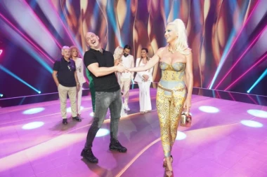 HAOS U "PINKOVIM ZVEZDAMA": Karleuša urnisala kolege iz žirija, Desingerica brutalno uzvratio!