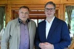 "BRATSKI SUSRET"! Predsednik Vučić poslao jaku poruku posle sastanka sa Miloradom Dodikom! (FOTO)