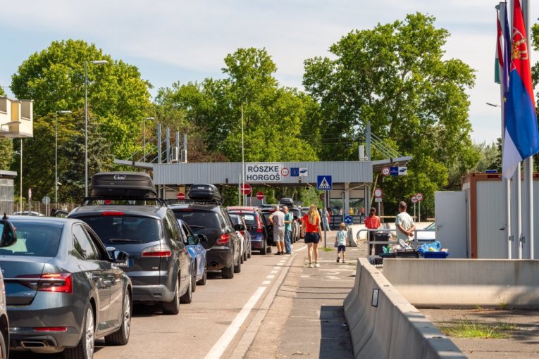 EUROPE INTRODUCES A RIGOROUS SYSTEM FOR PASSENGERS FROM SERBIA! One thing will cause kilometer-long queues, and agencies are POWERLESS! TOTAL BORDER CONTROL STARTS FROM THIS DATE!