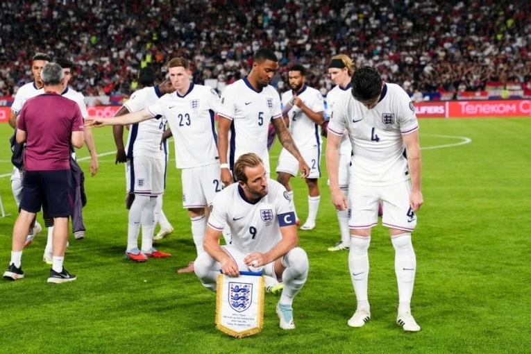 ENGLEZI BESNI POSLE MEČA SA SRBIJOM: Jedan detalj zasmetao je hiljadama ljudi!