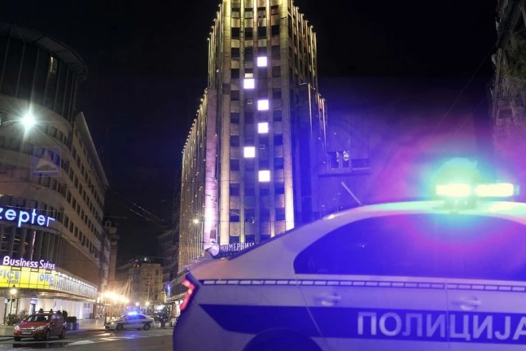 OTKRIVENO KO JE IZBO NOŽEM TROJE LJUDI KOD PALATE ALBANIJA! Napadač uhapšen - OTKRIVEN JOŠ JEDAN BITAN DETALJ!