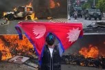 TOTALNA ANARHIJA NA ULICAMA NEPALA: Izgorela zgrada parlamenta, ŽIVA SPALJENA supruga bivšeg premijera, PREKO 20 MRTVIH (VIDEO)