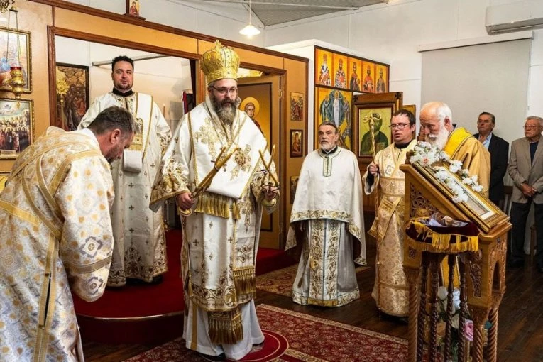 KAKO SRBI SLAVE SLAVU U AUSTRALIJI: Vladika Siluan sabrao vernike na Centralnoj obali