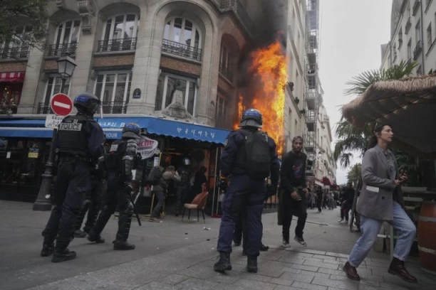 ČITAVA ZEMLJA STAJE! Na ulicama 80.000 policajaca, najavljen nikad veći protest!