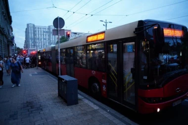 MENJA SE 8 DNEVNIH I JEDNA NOĆNA LINIJA GRADSKOG PREVOZA! Beograđani, važno obaveštenje!