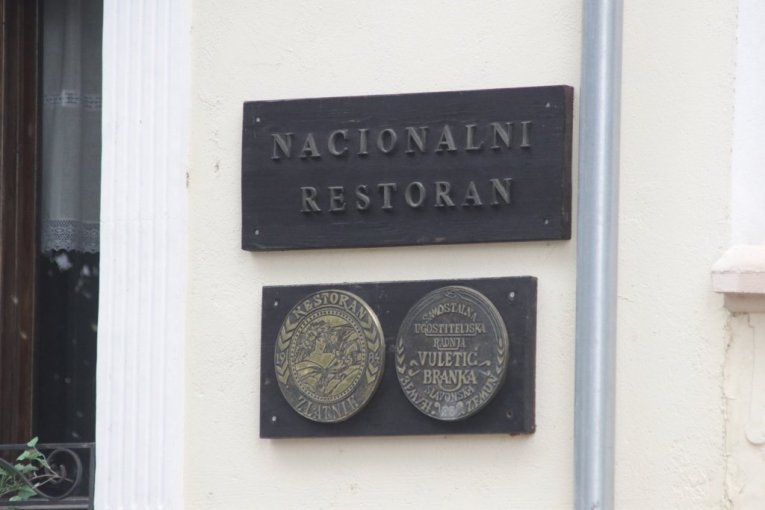 Salaš "Zlatnik" u Krčedinu