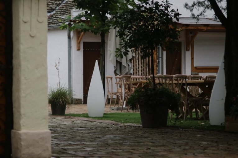 Salaš "Zlatnik" u Krčedinu