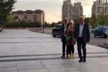 SVE OČI UPRTE U RODITELJE SAŠE I DEJANA MATIĆA: Stigli na Tarinu proslavu punoletstva, kamere ih prate u stopu! (VIDEO)