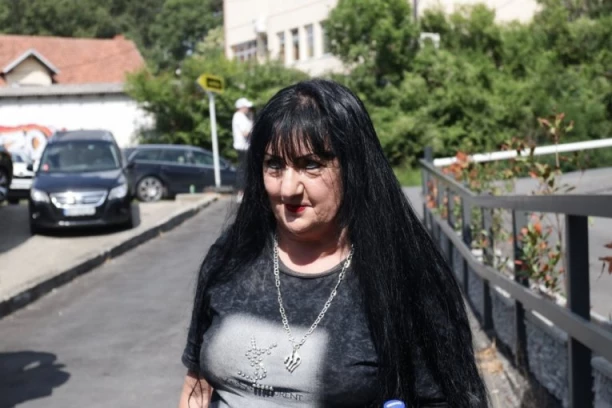 MILOSAVA NAPRAVILA HAOS U KARANTINU! Odbila OVOG muškarca pred kamerama, a majku ipak smestila u DOM! (VIDEO)