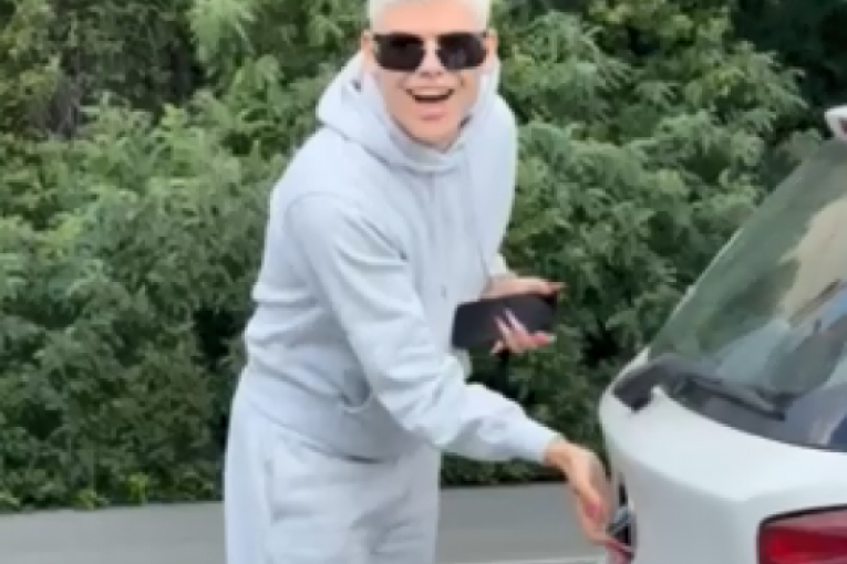 Milica Veličković i Anita Stanojlović