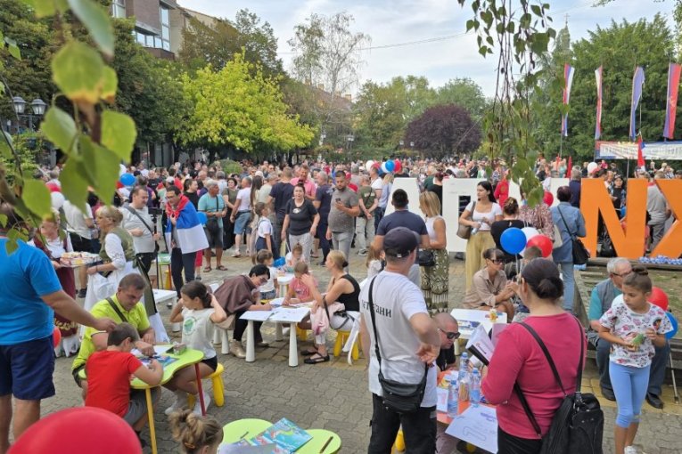 Ustala je cela Srbija!