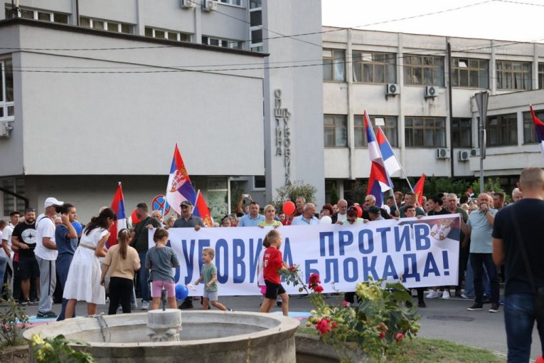 Ustala je cela Srbija!