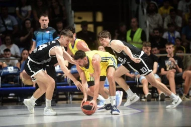 PARTIZANOVA DECA UMALO SRUŠILA MAKABI! Nikad mlađa petorka oduševila u Pioniru!