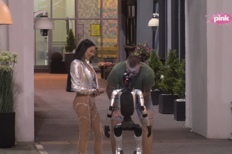 Maja i Janjuš sa "Tošom"